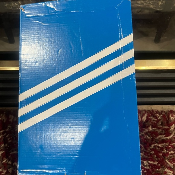 Adidas women’s glitter sneakers, silver multicolor , size 6 - Picture 2 of 8